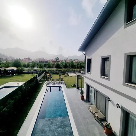 Villa Sapphire