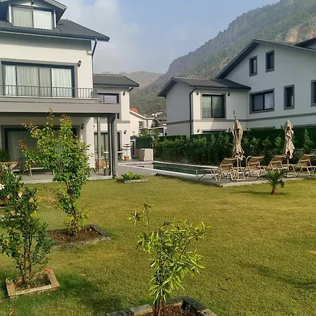 Sapphire Villa Eskiomerler